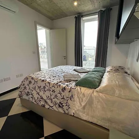 Paceville Sea View Penthouse With Jacuzzi! Lejlighed Saint Julian's
