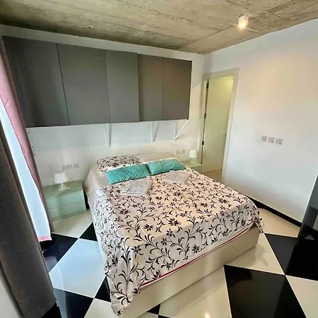 Paceville Sea View Penthouse With Jacuzzi! *