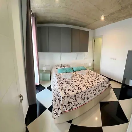 Paceville Sea View Penthouse With Jacuzzi! דירה Saint Julian's